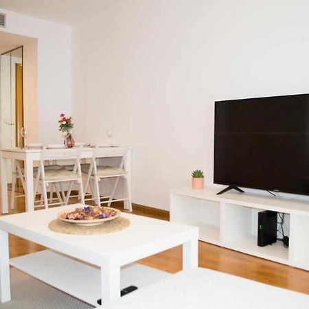 Apartamenticos Torrenueva I Apartment Zaragoza Ngoại thất bức ảnh