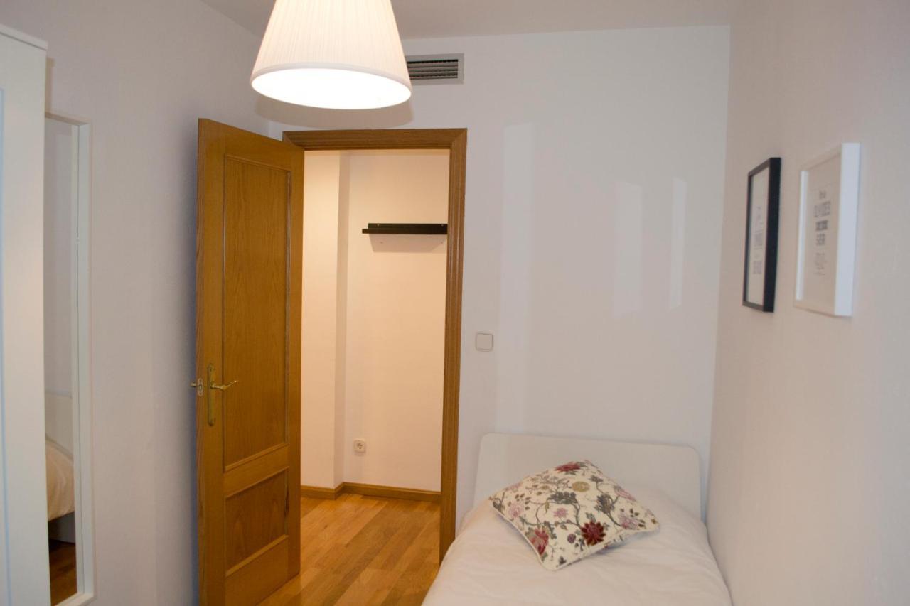 Apartamenticos Torrenueva I Zaragoza Ngoại thất bức ảnh