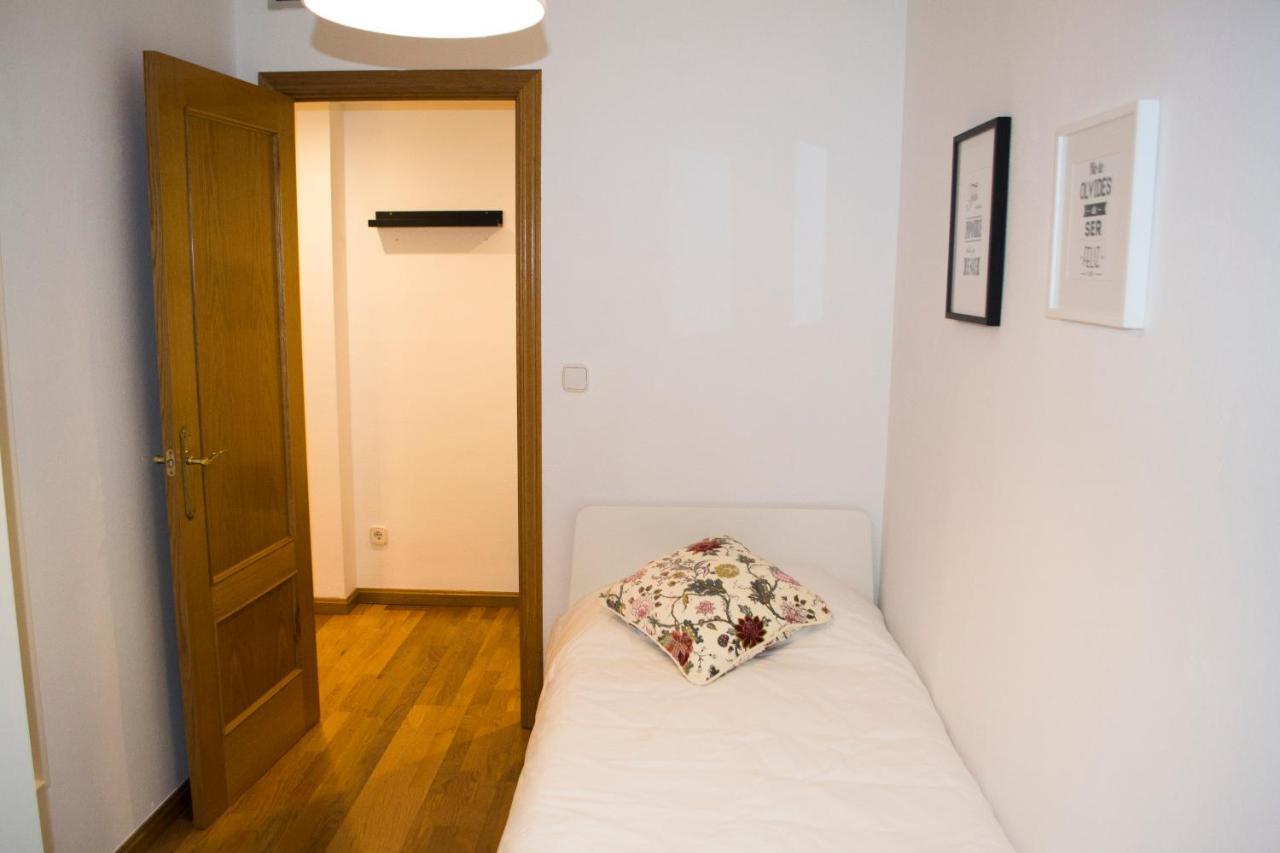 Apartamenticos Torrenueva I Zaragoza Ngoại thất bức ảnh