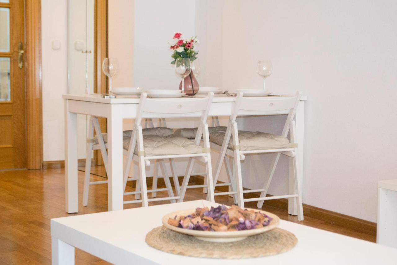 Apartamenticos Torrenueva I Zaragoza Ngoại thất bức ảnh