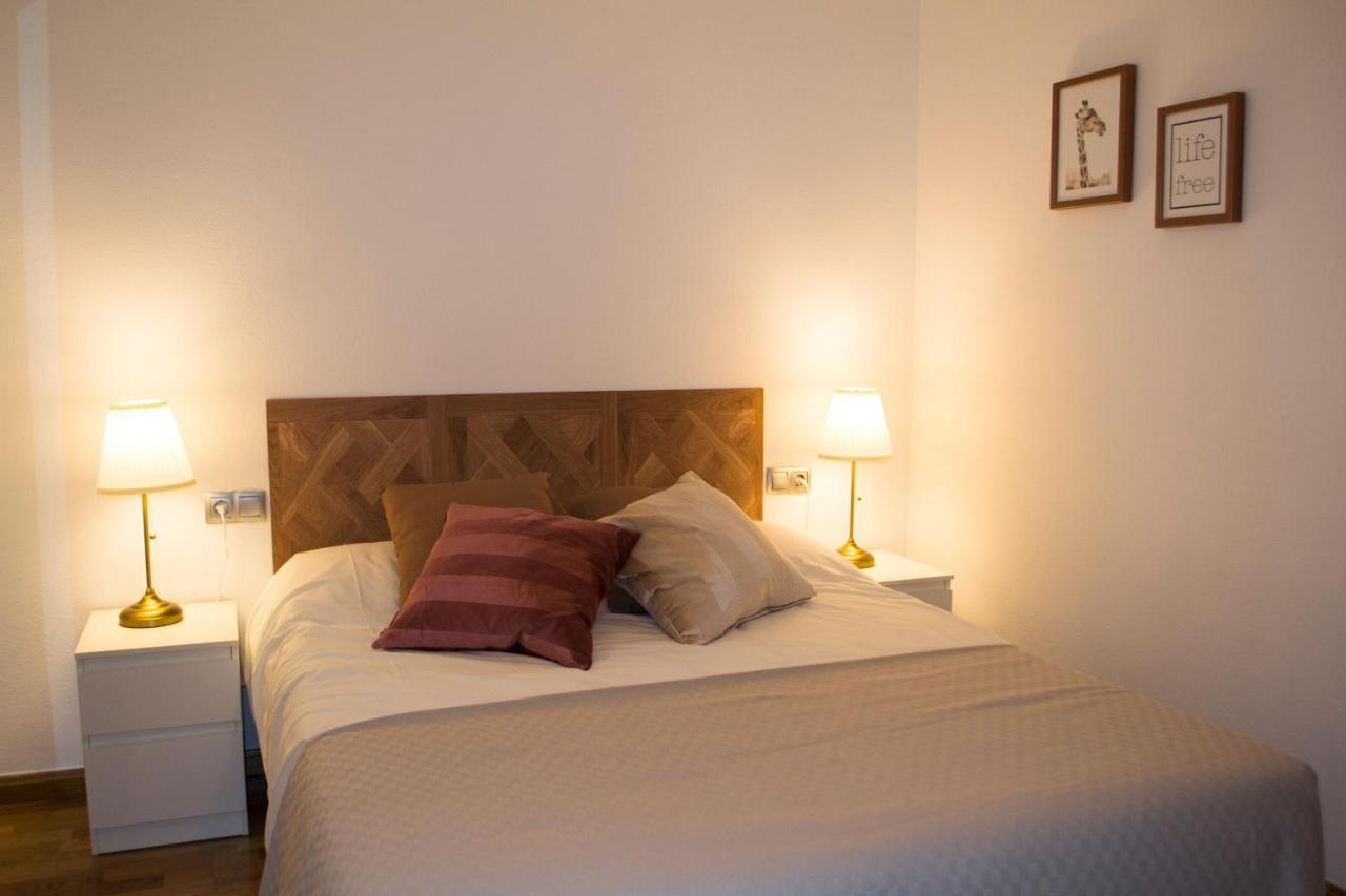 Apartamenticos Torrenueva I Zaragoza Ngoại thất bức ảnh
